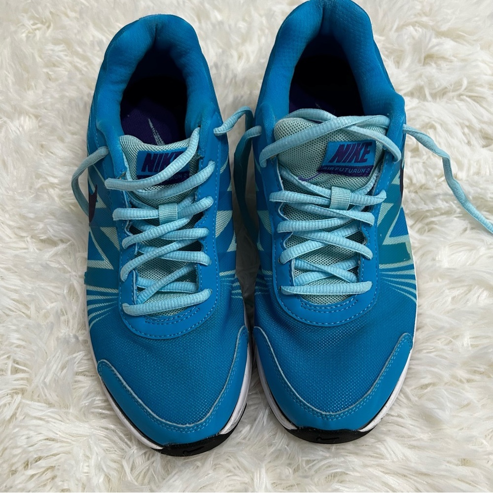 Nike Air Futuran Blue Sneakers with Cushioned Support 8.5 - Picture 1 of 6